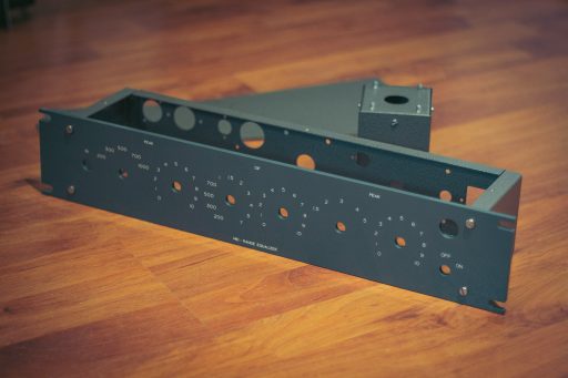 pultec-meq5-tube-midrange-equalizer-diy-by-analogvibes-front-open